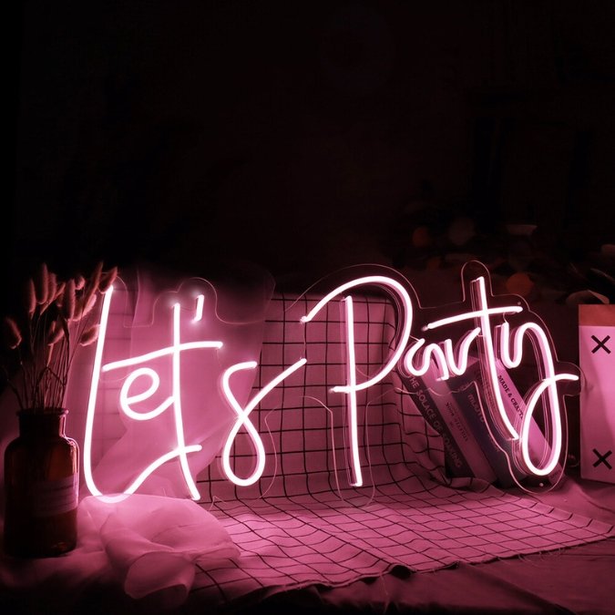 Neon Schriftzug Sign - "Let's Party" LED Neon Sign Schriftzug - SoNeon